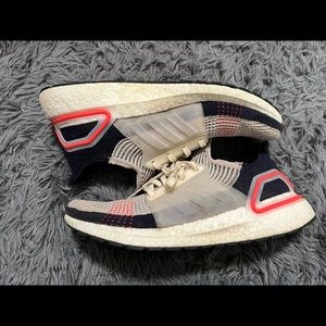Adidas ultra boost 19 size 10